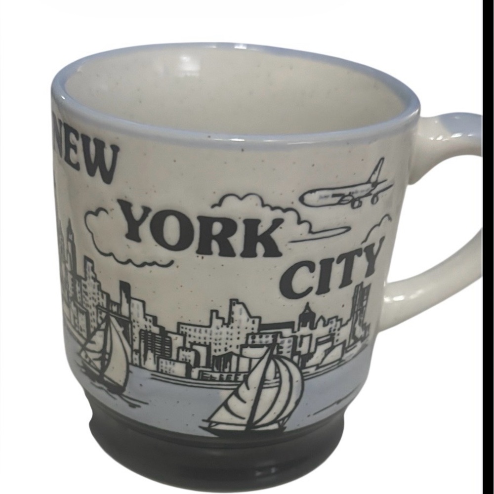 New York City Ceramic Coffee Mug - White and Black